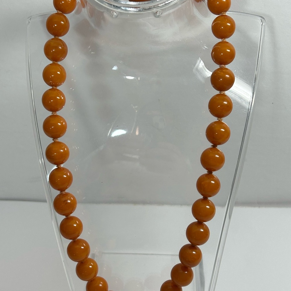Elegant 1920s authentic Bakelite translucent Orange Beaded Necklace